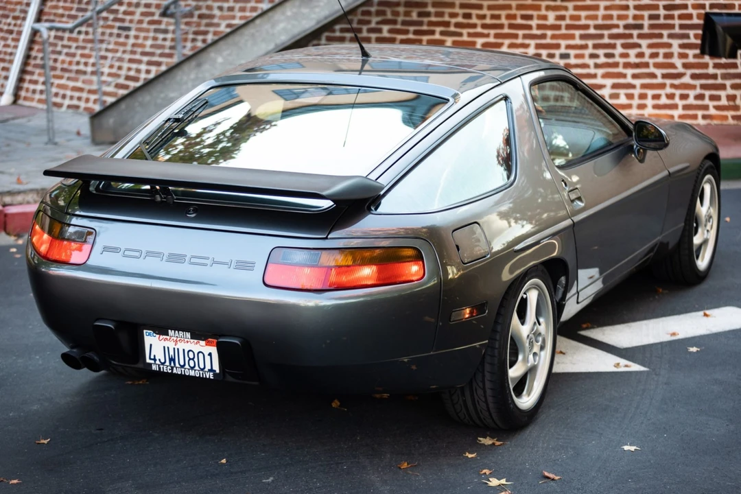 1991 Porsche 928 S4 - Image 19 of 31