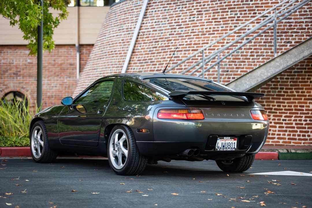 1991 Porsche 928 S4 - Image 15 of 31
