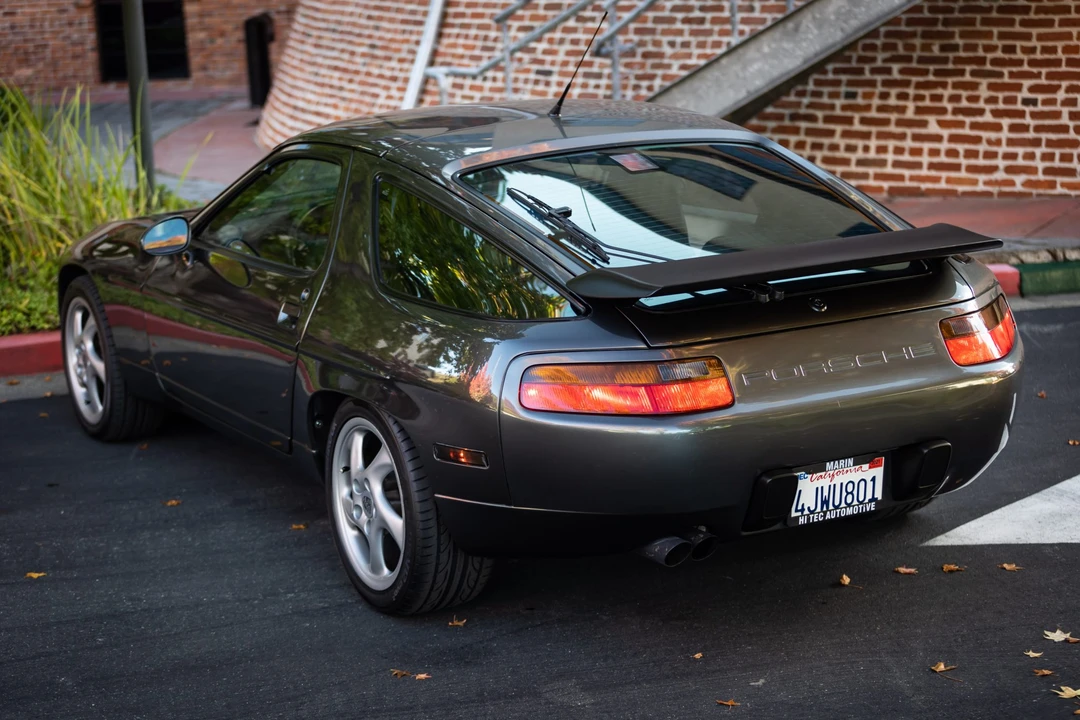 1991 Porsche 928 S4 - Image 17 of 31