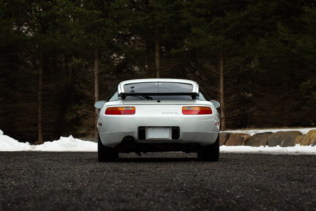1991 Porsche 928 S4 - Image 5 of 31