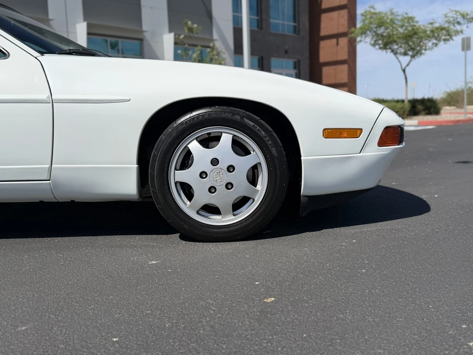 1991 Porsche 928 S4 - Image 26 of 31