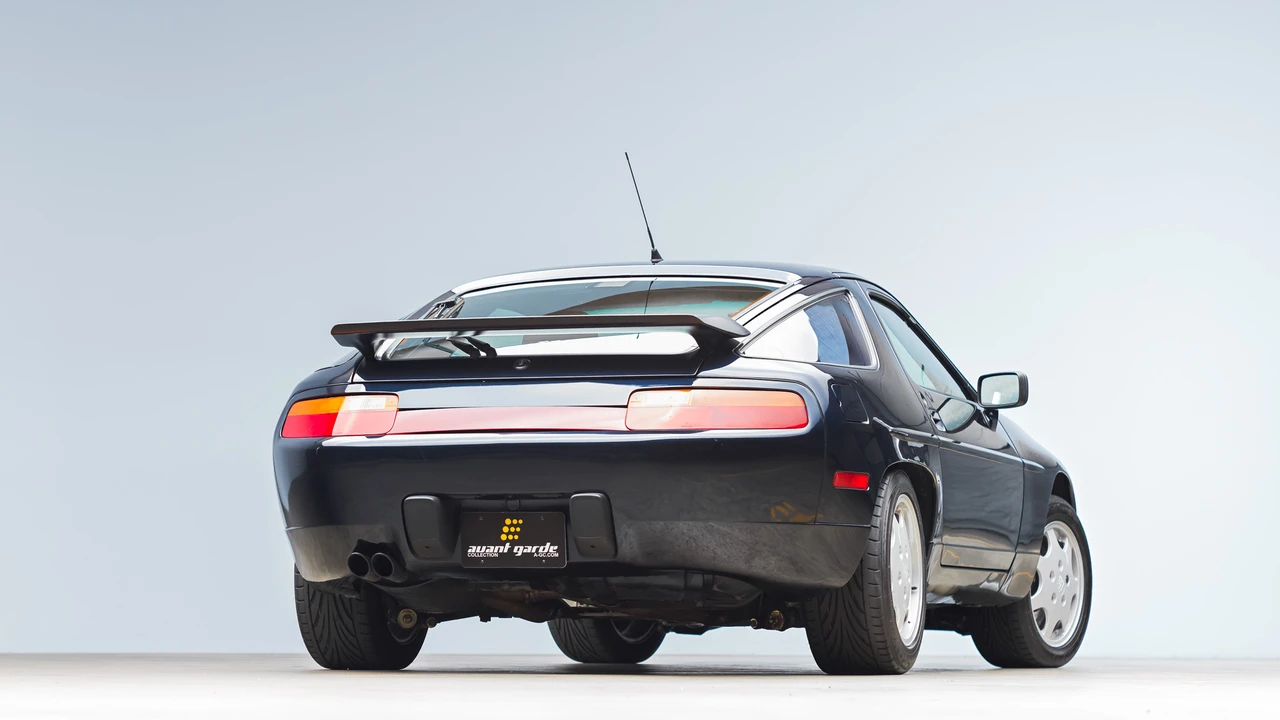 1991 Porsche 928 S4 - Image 24 of 31