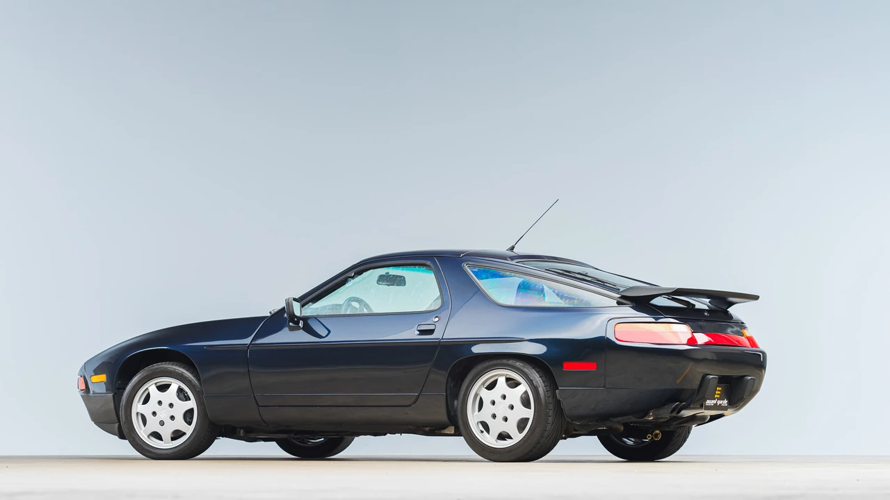 1991 Porsche 928 S4 - Image 25 of 31