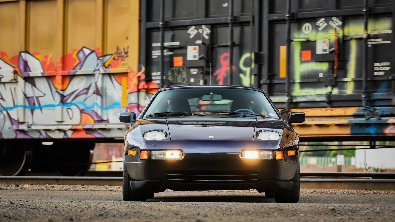 1991 Porsche 928 S4 - Image 5 of 31