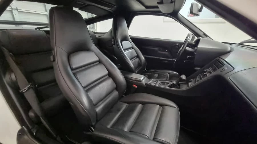 1991 Porsche 928 S4 - Image 7 of 22