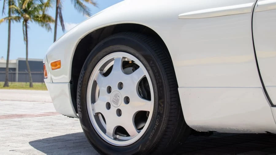 1991 Porsche 928 S4 - Image 20 of 22