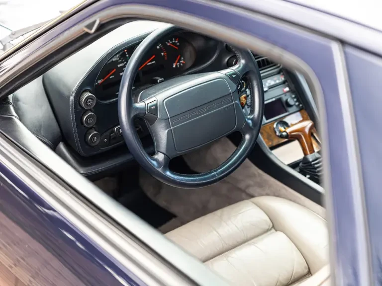 1991 Porsche 928 S4 - Image 10 of 31