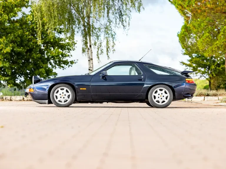 1991 Porsche 928 S4 - Image 6 of 31