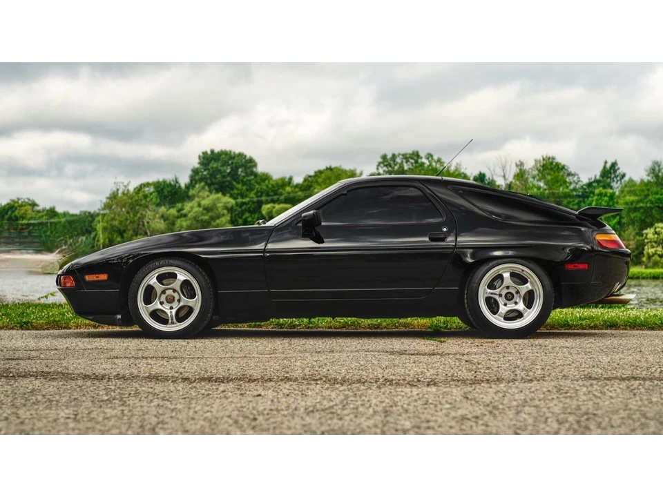 1991 Porsche 928 S4 - Image 5 of 31