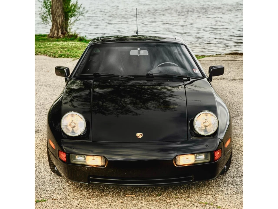 1991 Porsche 928 S4 - Image 7 of 31