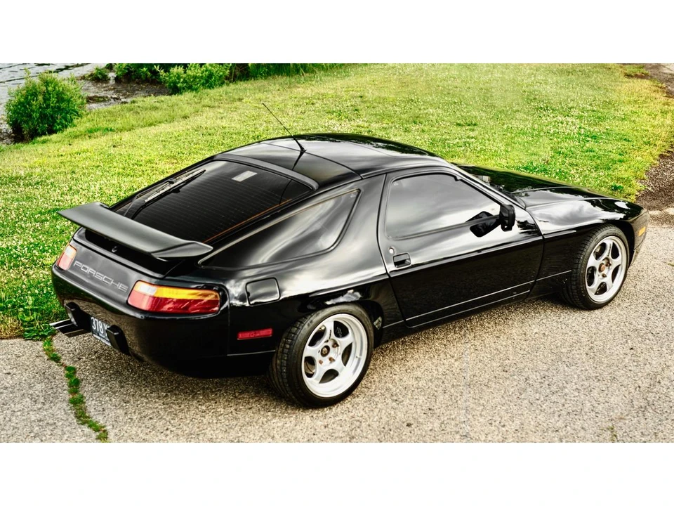 1991 Porsche 928 S4 - Image 14 of 31