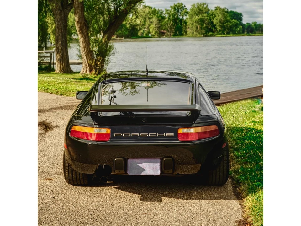 1991 Porsche 928 S4 - Image 15 of 31