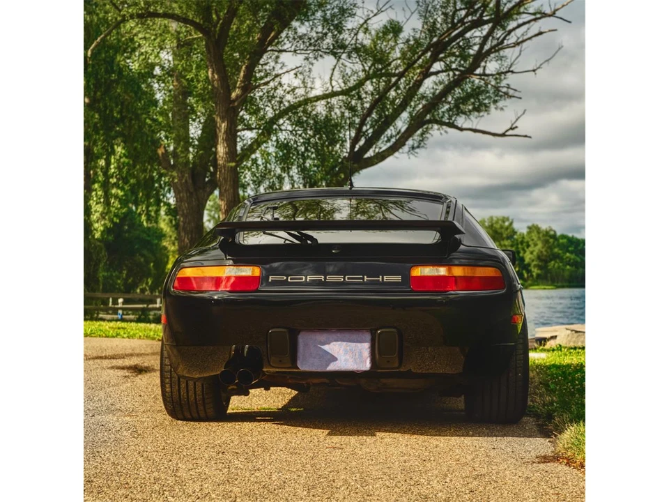 1991 Porsche 928 S4 - Image 16 of 31
