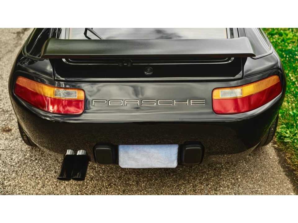 1991 Porsche 928 S4 - Image 17 of 31