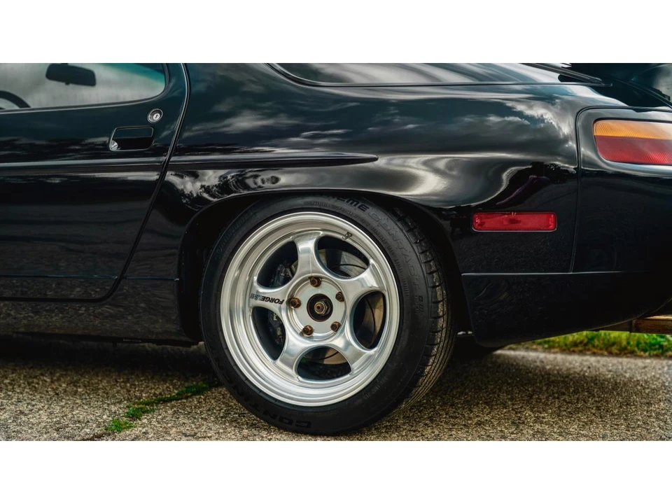 1991 Porsche 928 S4 - Image 25 of 31