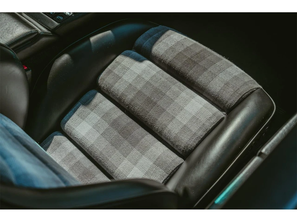 1991 Porsche 928 S4 - Image 12 of 31