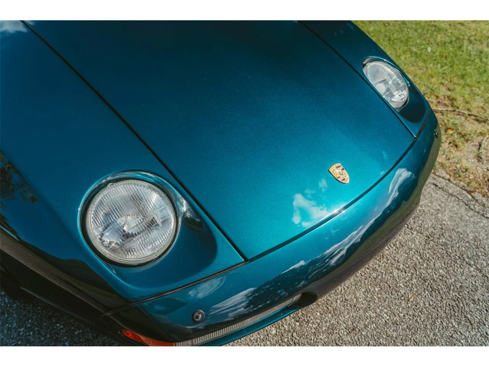 1991 Porsche 928 S4 - Image 7 of 31