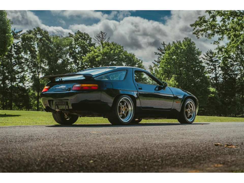 1991 Porsche 928 S4 - Image 17 of 31
