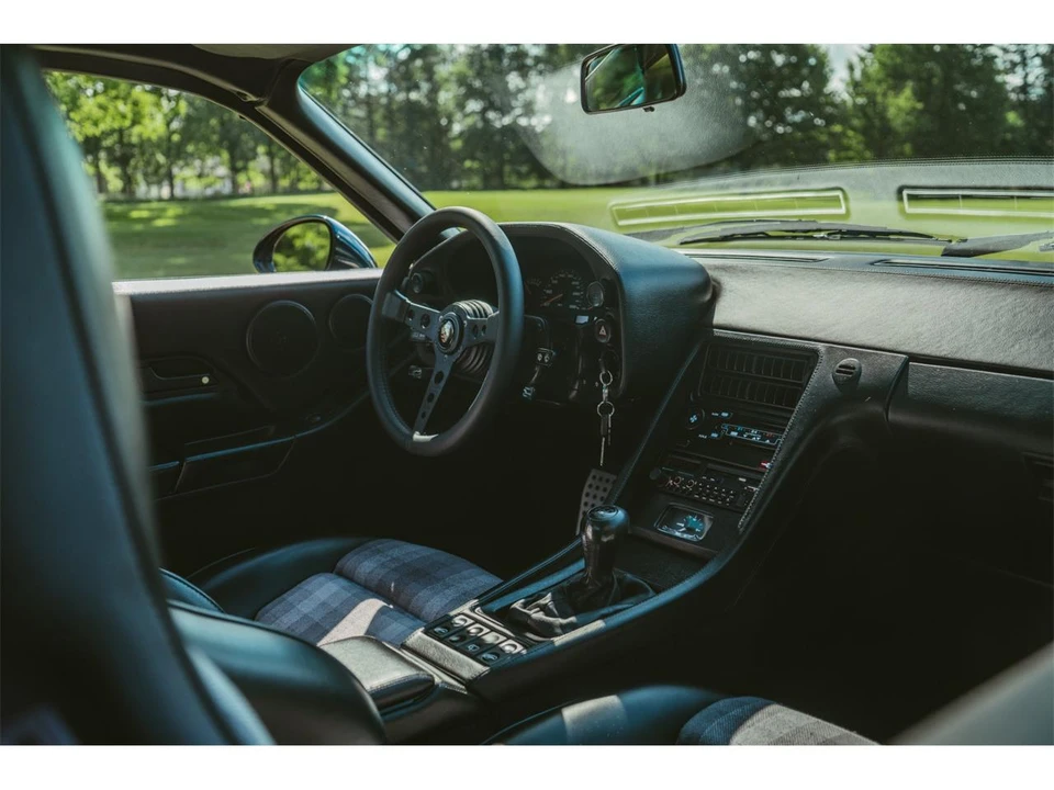 1991 Porsche 928 S4 - Image 13 of 31