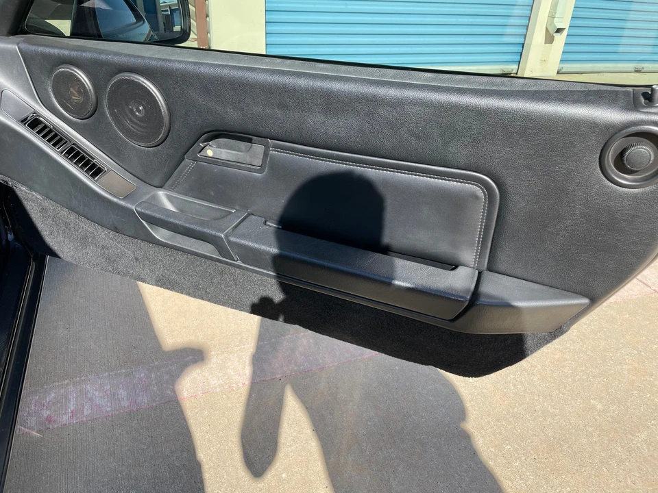1991 Porsche 928 - Image 16 of 21