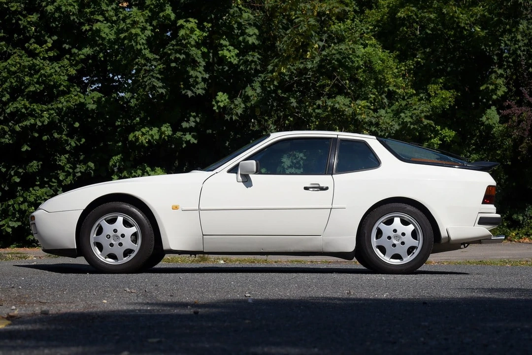 1991 Porsche 944 S2 - Image 5 of 30