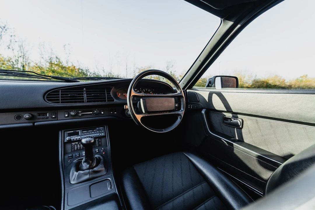 1991 Porsche 944 S2 - Image 22 of 30