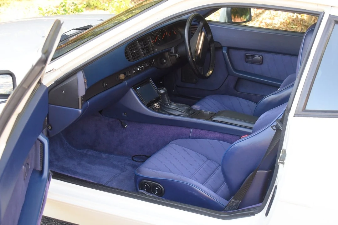 1991 Porsche 944 S2 - Image 10 of 30