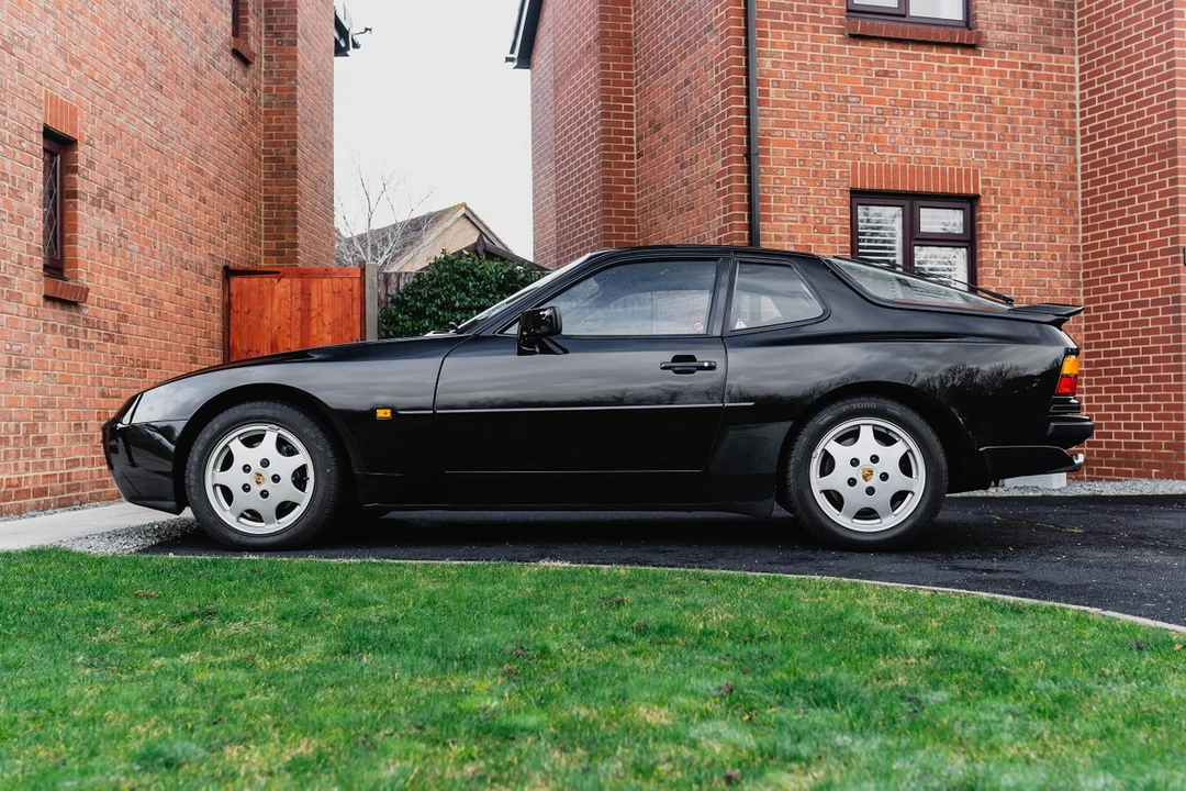 1991 Porsche 944 S2 - Image 11 of 30