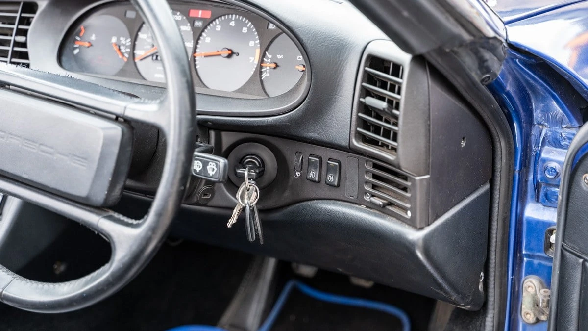 1991 Porsche 944 S2 - Image 26 of 30