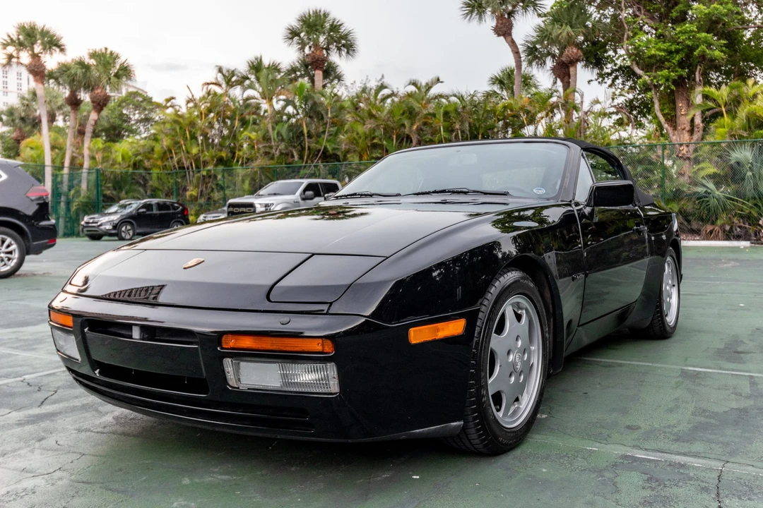 1991 Porsche 944 S2 - Image 2 of 31