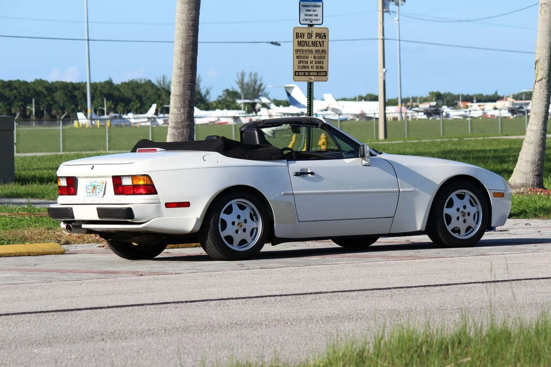 1991 Porsche 944 S2 - Image 8 of 31
