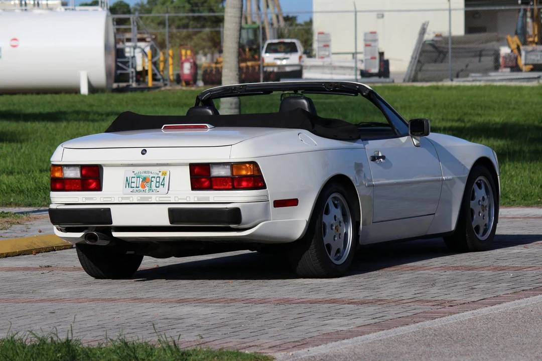 1991 Porsche 944 S2 - Image 10 of 31
