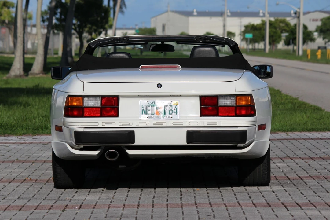 1991 Porsche 944 S2 - Image 11 of 31