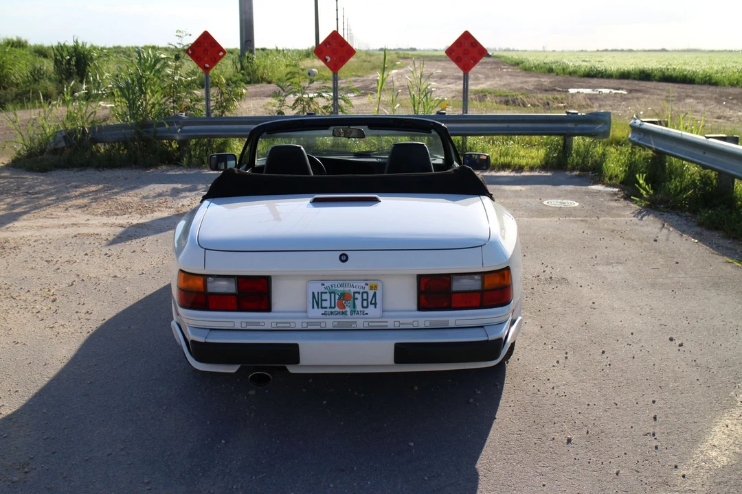 1991 Porsche 944 S2 - Image 23 of 31