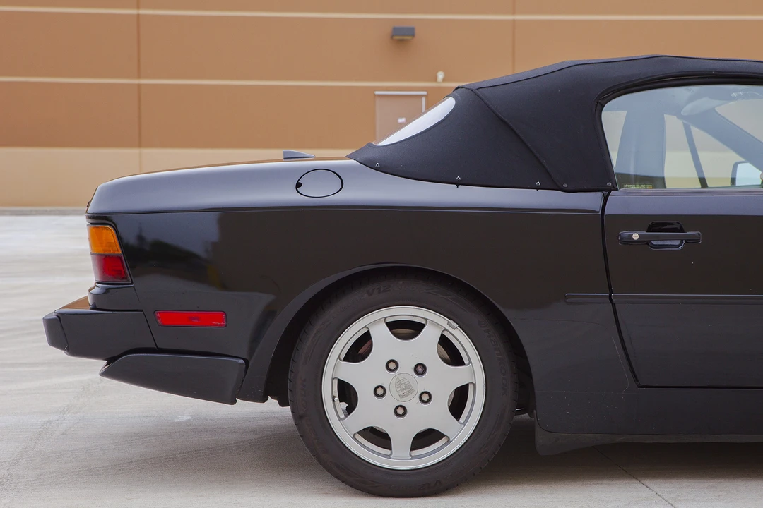1991 Porsche 944 S2 - Image 16 of 31
