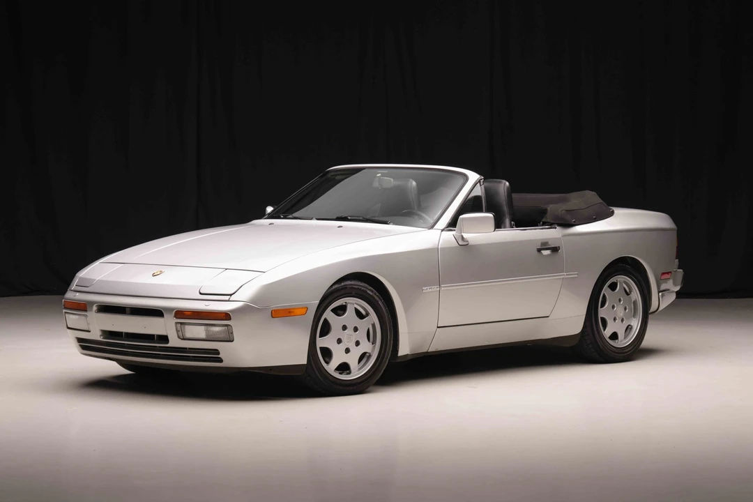 1991 Porsche 944 S2 - Image 2 of 31