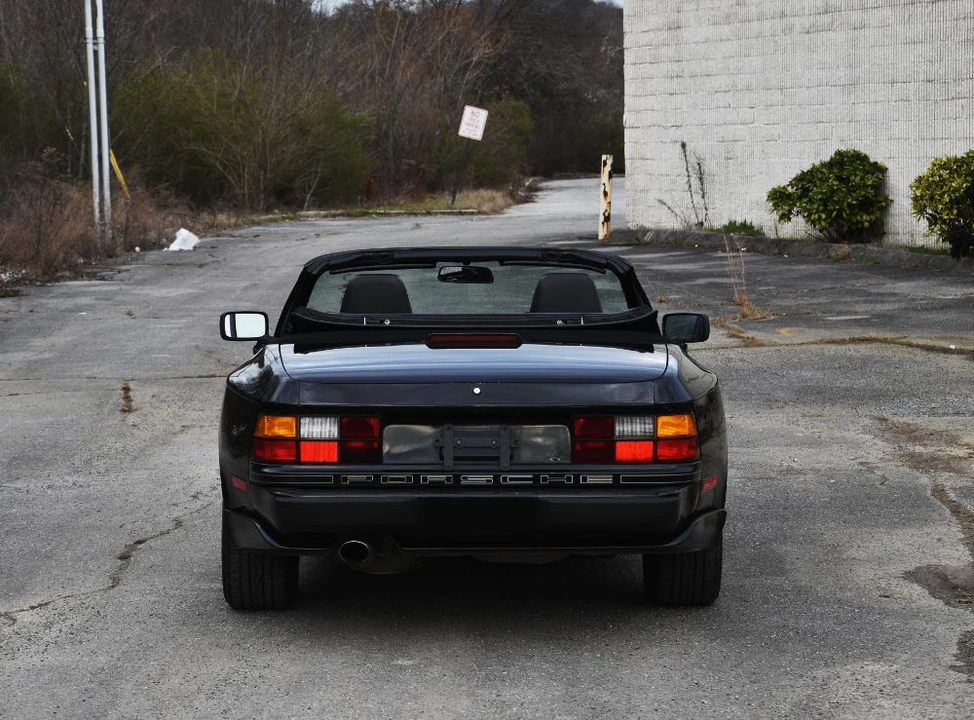 1991 Porsche 944 S2 - Image 17 of 31