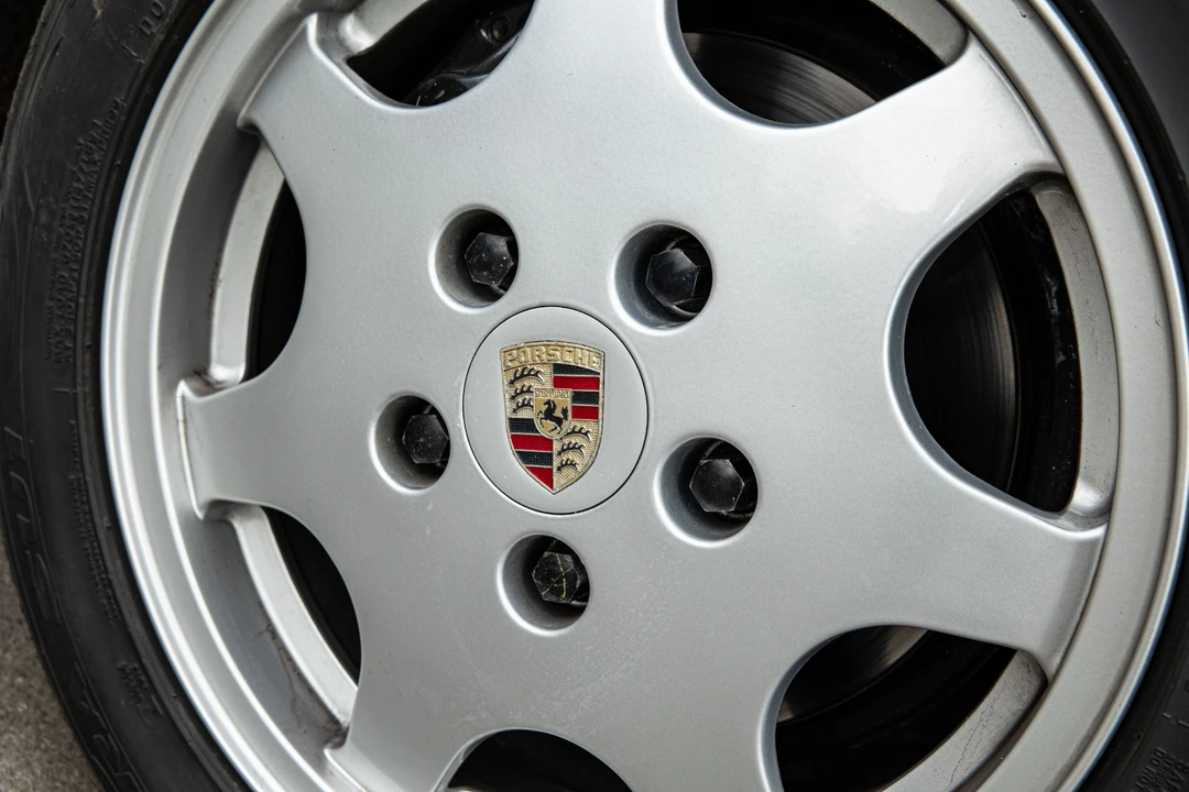 1991 Porsche 944 S2 - Image 8 of 17