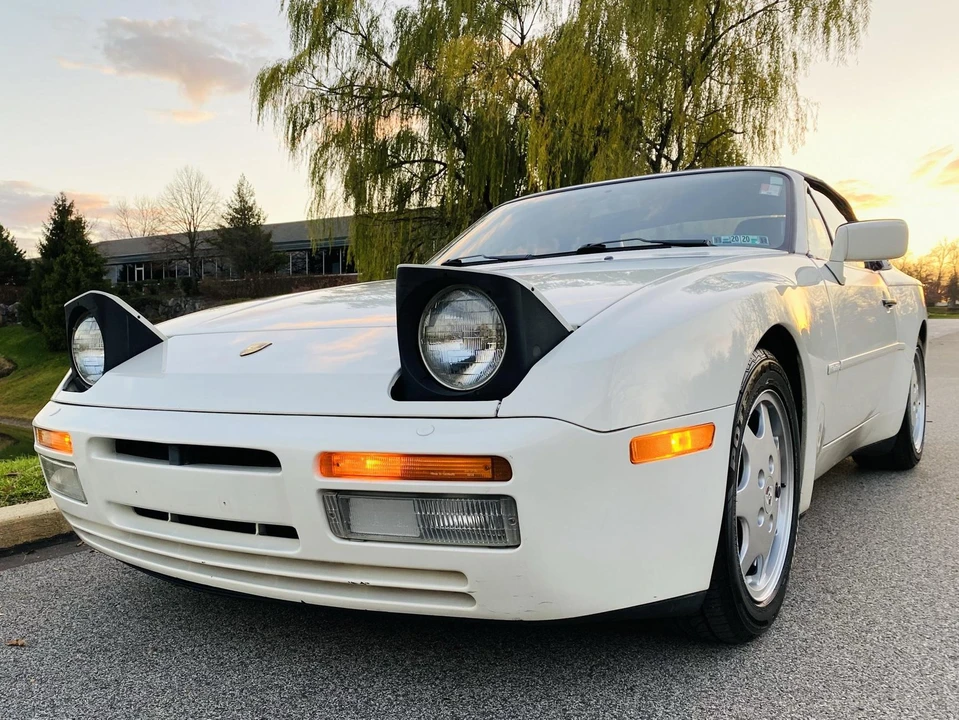 1991 Porsche 944 S2 - Image 10 of 31