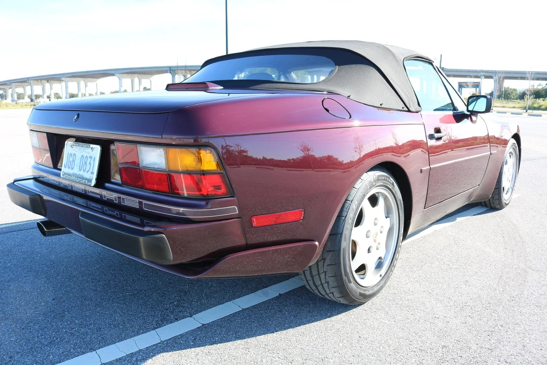 1991 Porsche 944 S2 - Image 10 of 31