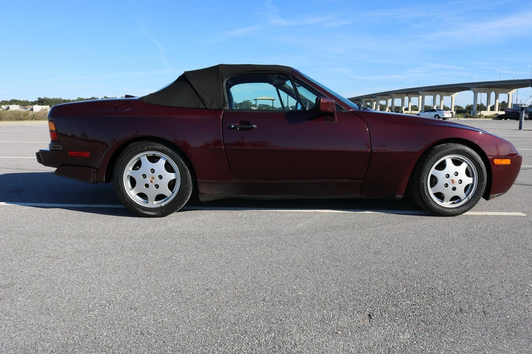 1991 Porsche 944 S2 - Image 14 of 31