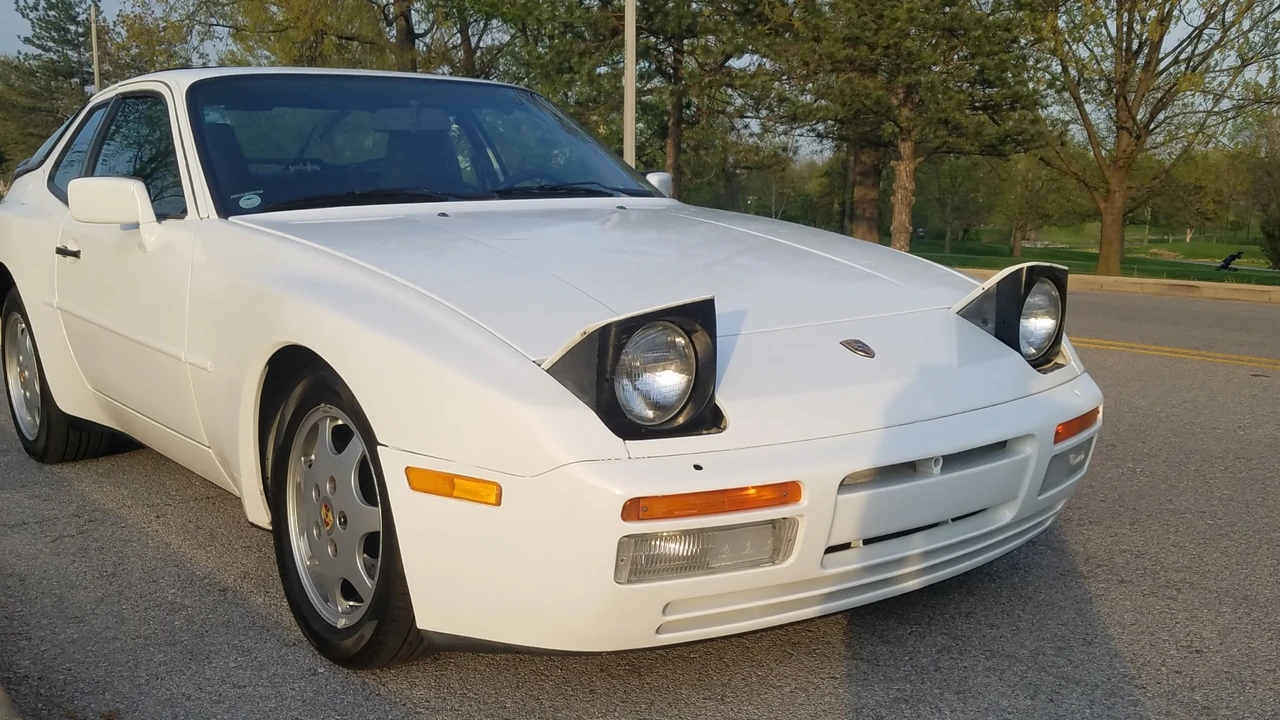 1991 Porsche 944 S2 - Image 12 of 31