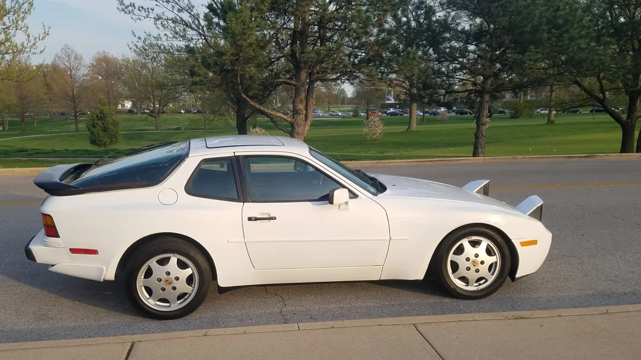 1991 Porsche 944 S2 - Image 4 of 31