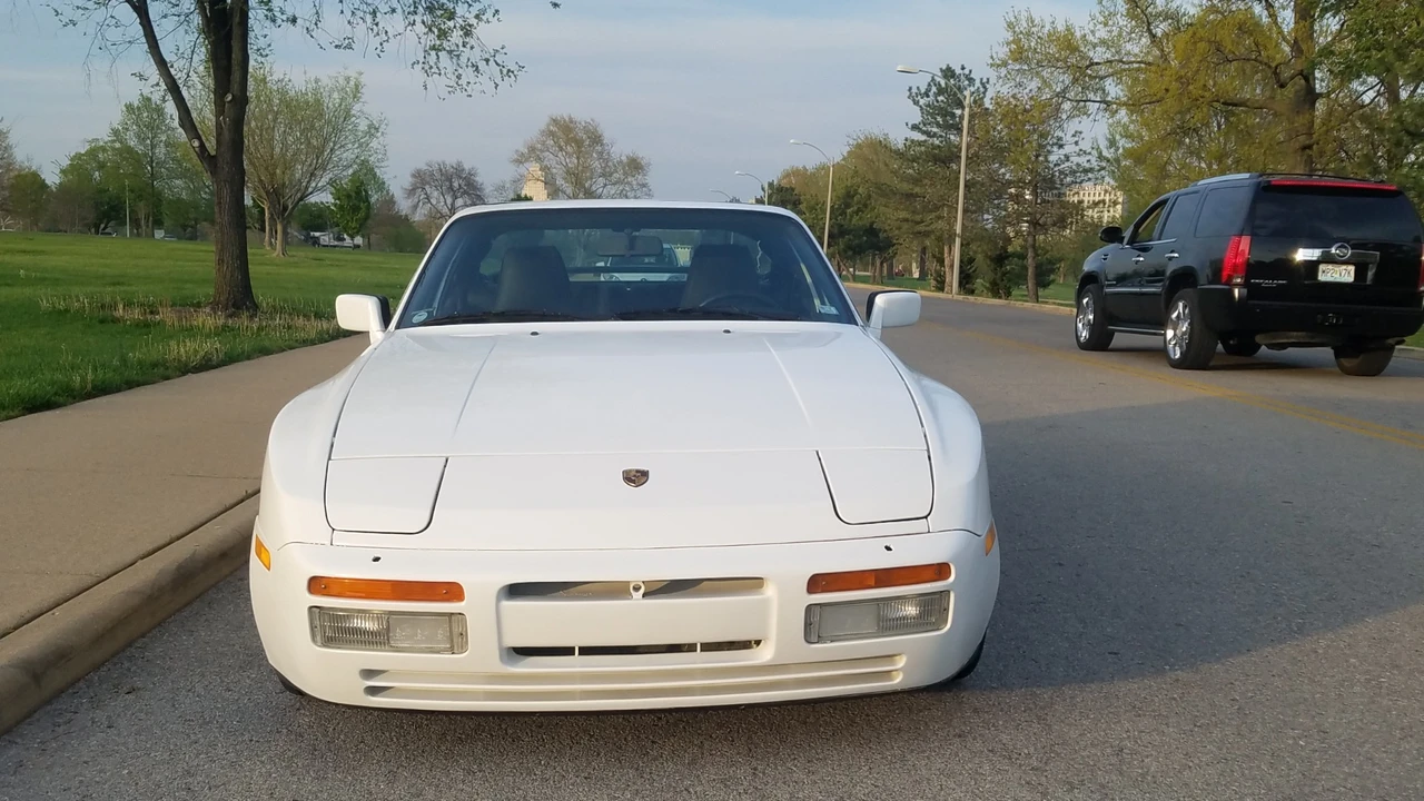 1991 Porsche 944 S2 - Image 9 of 31