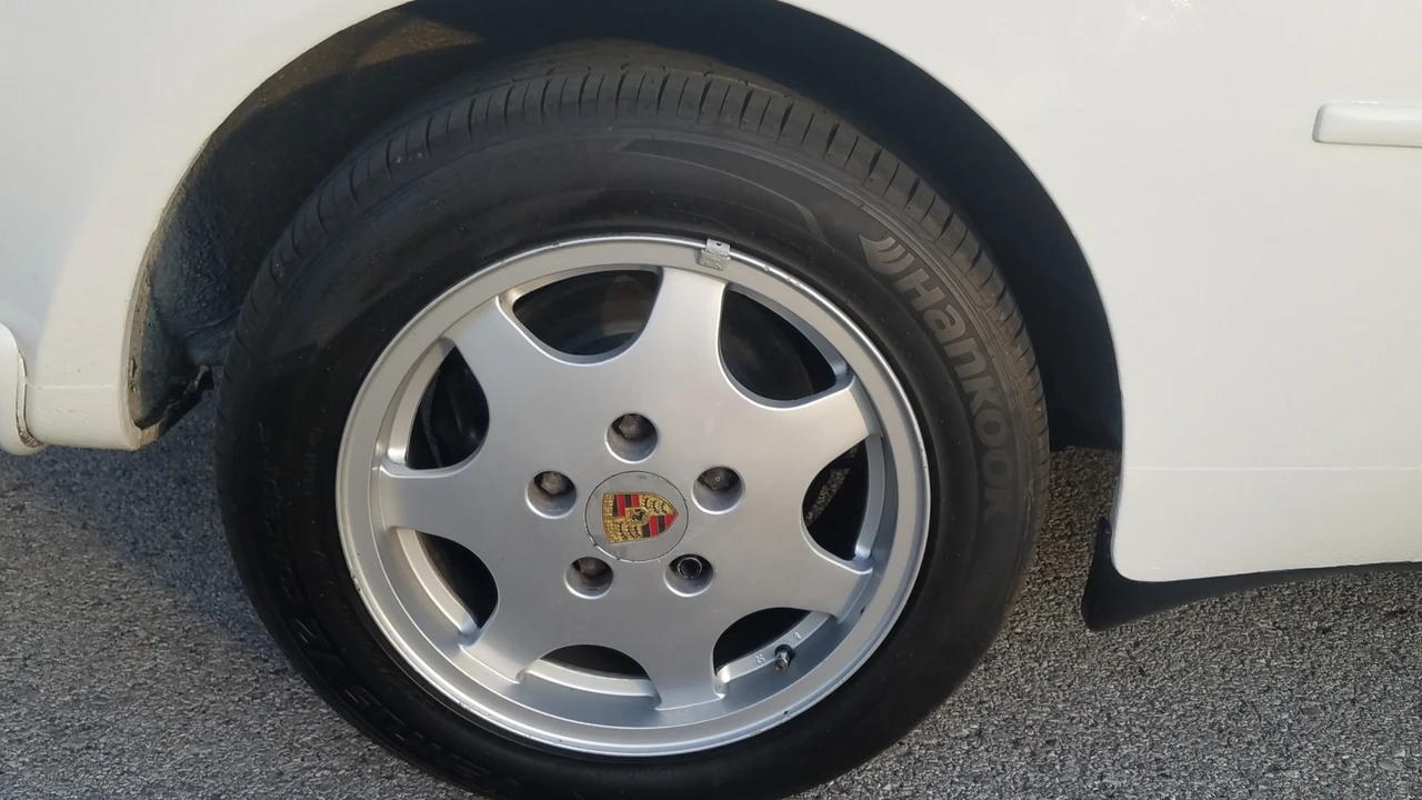 1991 Porsche 944 S2 - Image 18 of 31