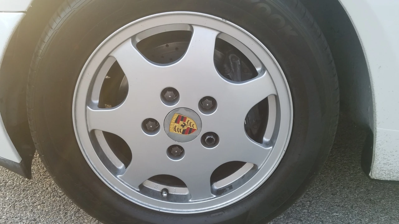 1991 Porsche 944 S2 - Image 20 of 31