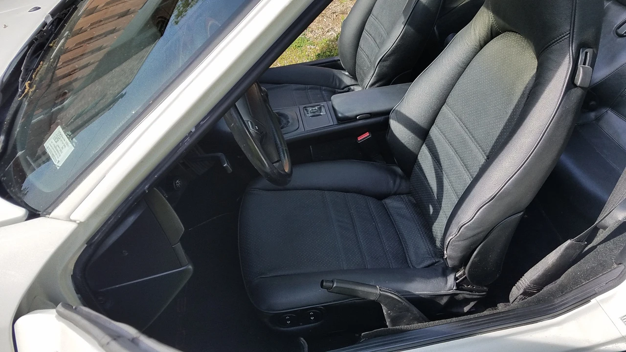 1991 Porsche 944 S2 - Image 22 of 31