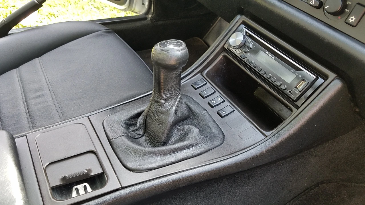 1991 Porsche 944 S2 - Image 29 of 31