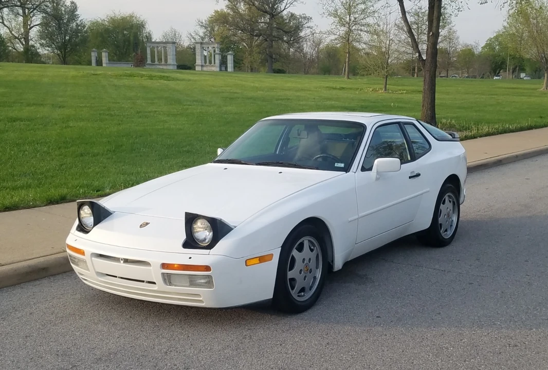 1991 Porsche 944 S2 - Image 10 of 31