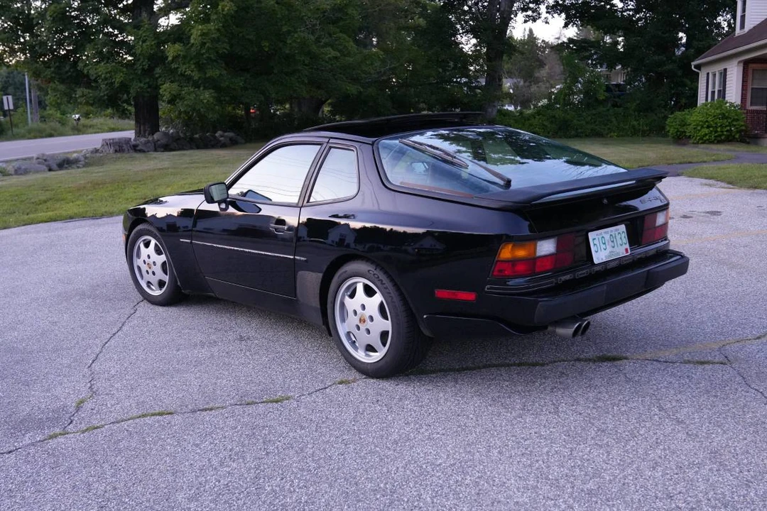 1991 Porsche 944 S2 - Image 2 of 24